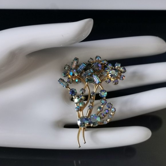 Vintage Unsign AUSTRIA Blue AB Rhinestone Flower Bouquet Brooch - Picture 5 of 6